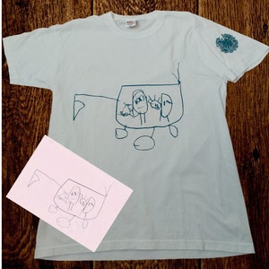 Kinderzeichnungen auf T-Shirt personalisiertes T-Shirt personalisiertes Geschenk Bild 2