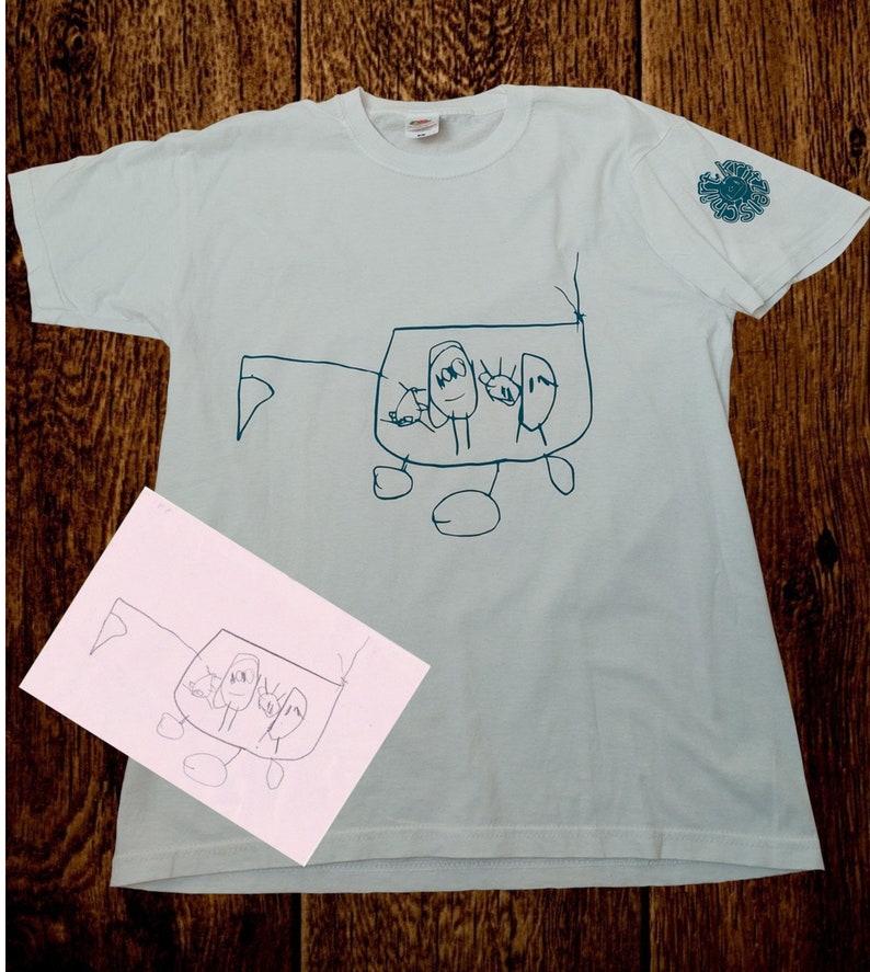 Kinderzeichnungen auf T-Shirt personalisiertes T-Shirt personalisiertes Geschenk Bild 2