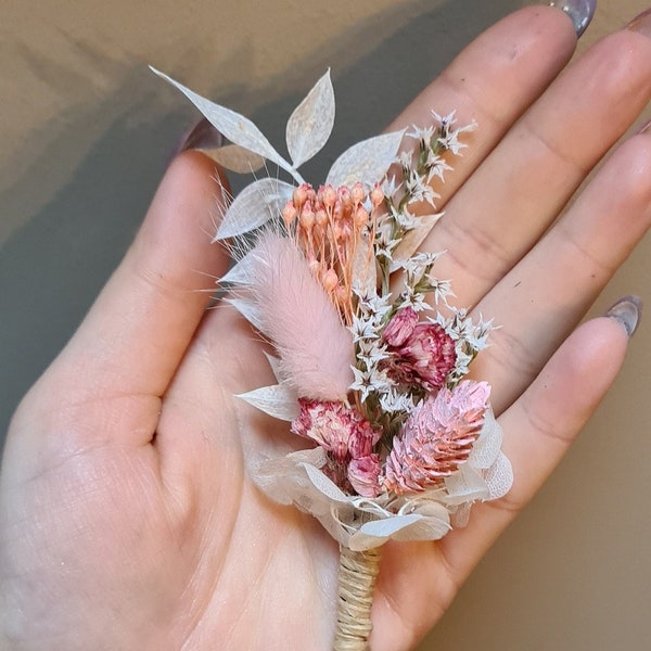 Boutonnière marié rose et blanc