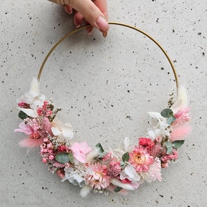Customizable dried flower crown