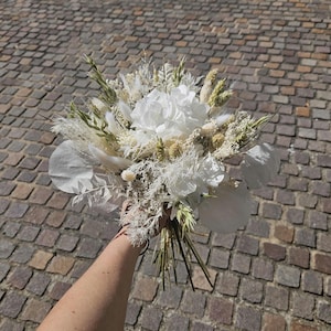 &quot;BIANCA&quot; bridal bouquet made from dried flowers and stabilized hydrangea