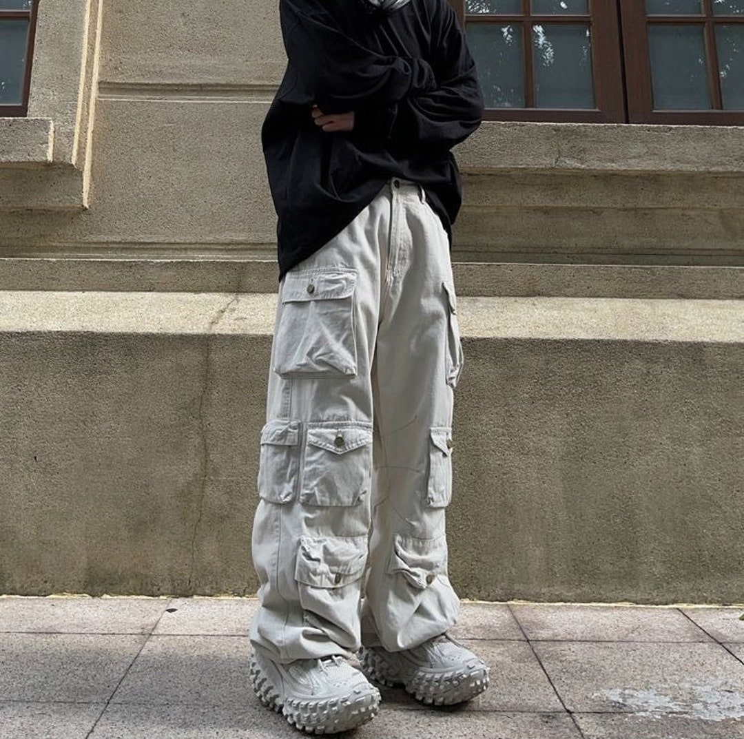 Loose cargo deals pants mens