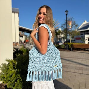 Handmade Macrame Tote Bag: Boho Chic Peruvian Cotton Shoulder Bag