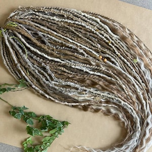 Dreadlocks sintéticos extra longos, 80 cm (31 polegadas), em cores naturais, trançados em crochê, castanho claro caramelo, estilo Boho Diva.