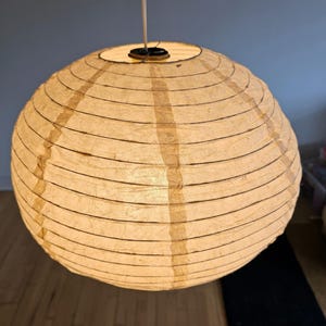 Paralume in carta Lokta beige fatto a mano / Paralume per lampadario ecologico / Lanterna di carta nepalese pieghevole / Lampada da soffitto Boho