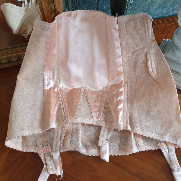 Gaine corset porte jarretelle vintage T 100 saumon - 50