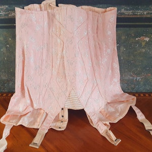 Gaine corset porte jarretelle rose vintage avec lacet 191 image 1
