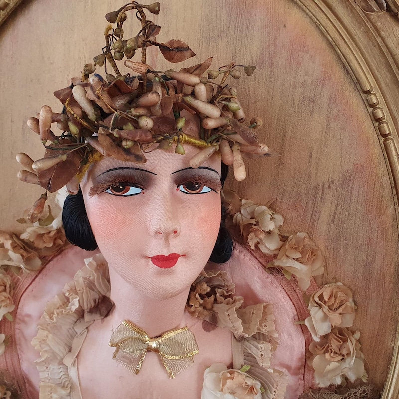 Vends poupée de salon, vers 1925 on Gens de Confiance