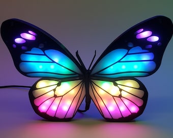 Luminária de parede borboleta multicolorida