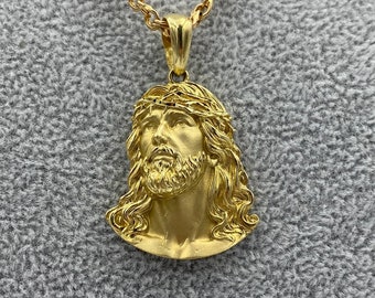14K Gold Jesus Christ Medallion Necklace, Jesus Christ Pendant Necklace, Custom Handmade Christian Jewelry, Best Christian Gift for Men