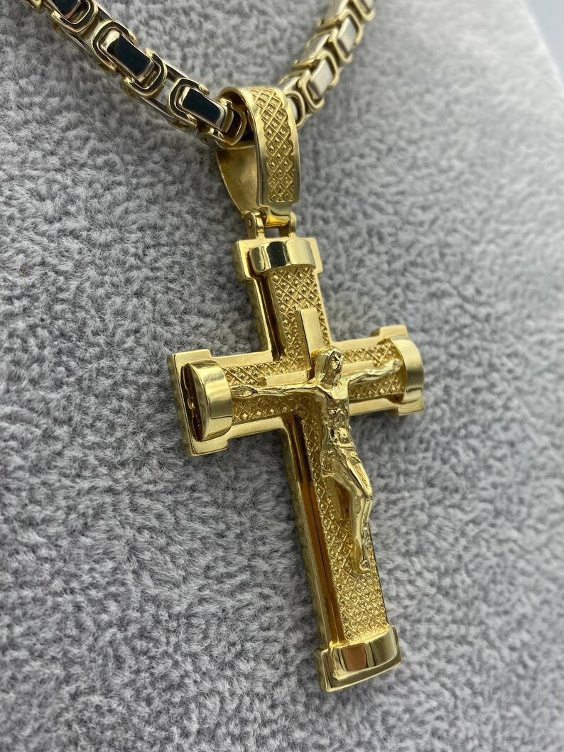Men's Necklace 14K Gold Cross Pendant for Men Thick Gold Cross Chain