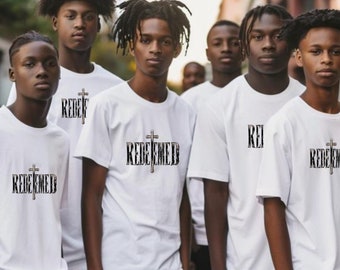 Camiseta unisex con versículo de la Biblia y amor de Dios, regalo cristiano redimido