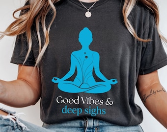 Camiseta de ioga com flor de lótus: camiseta com cores confortáveis e boas vibrações