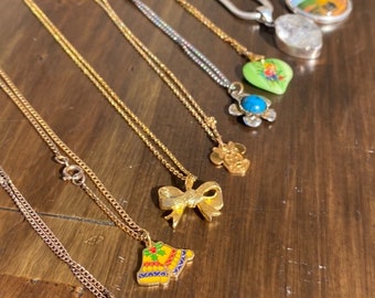 Antique Necklaces (Jewelry)