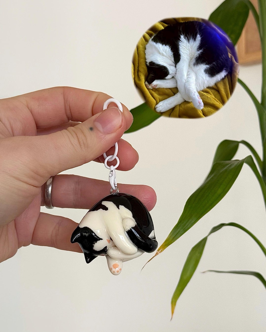 Custom Cat Dog Portrait Keychain, Mini Figurine, Polymer Clay Pet ...