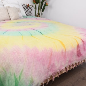 Bachelorette Gifts, Bachelorette Party Favors, 67x91 Cotton Tie Dye Chevron Throw, Throw Blanket, Bridesmaid Favors,