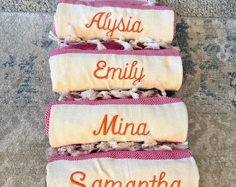名前刺繍入りトルコ製ビーチタオル、結婚祝いに最適