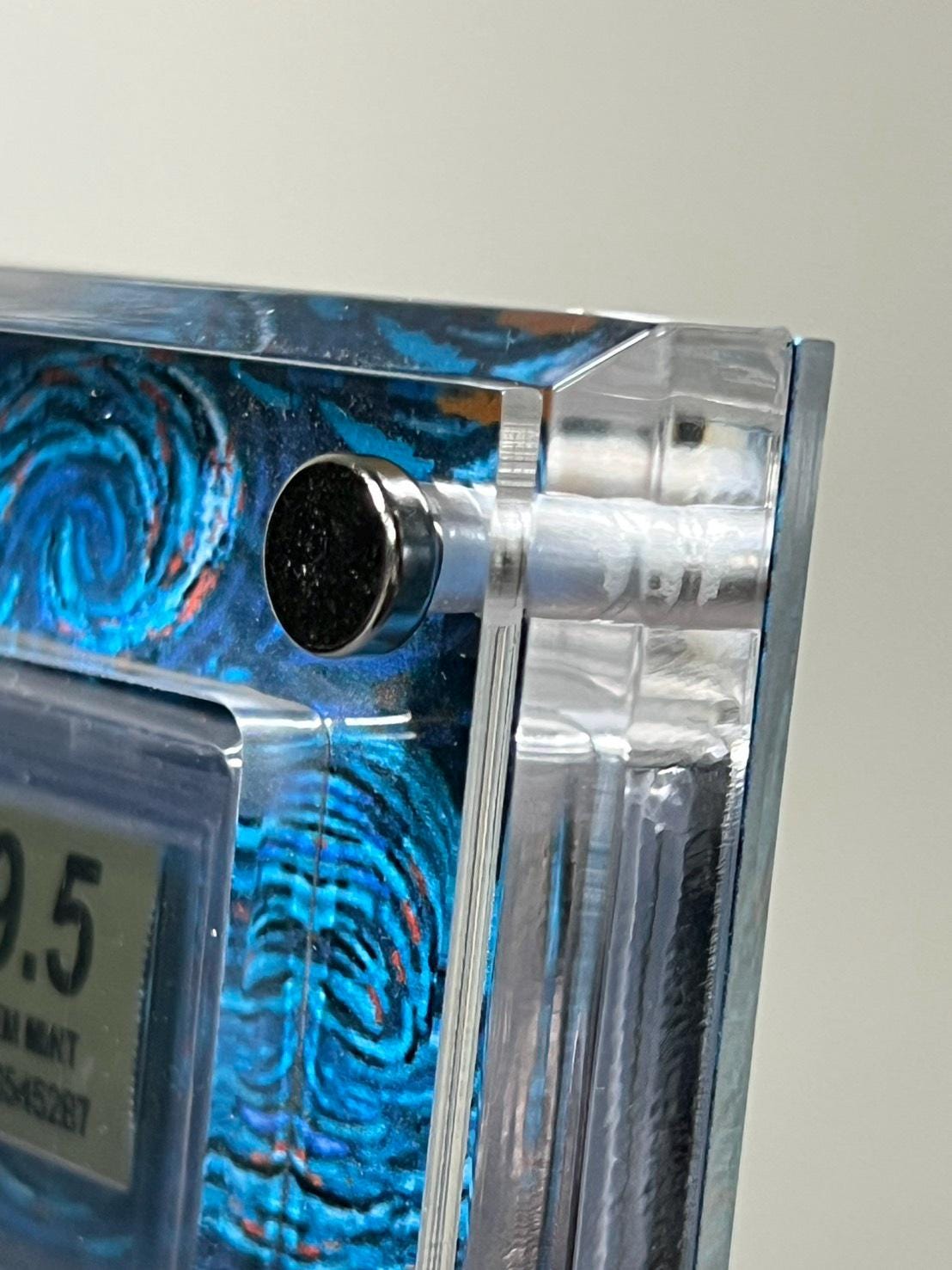 グレーのフェルト帽をかぶったピカチュウ ヴァン・ゴッホ製カスタム