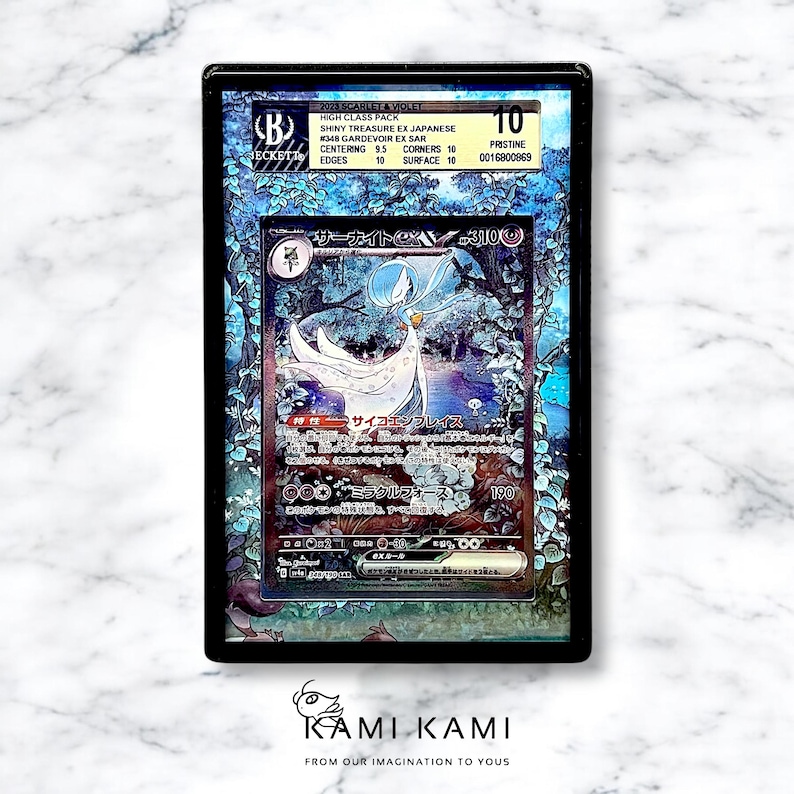 K&ouml;nnte beinhalten: Eine holografische Pokemon-Sammelkarte mit Gardevoir EX auf blau-wei&szlig;em Hintergrund. Die Karte wurde von Beckett Grading Services mit 10 bewertet. Die Karte ist in einwandfreiem Zustand.