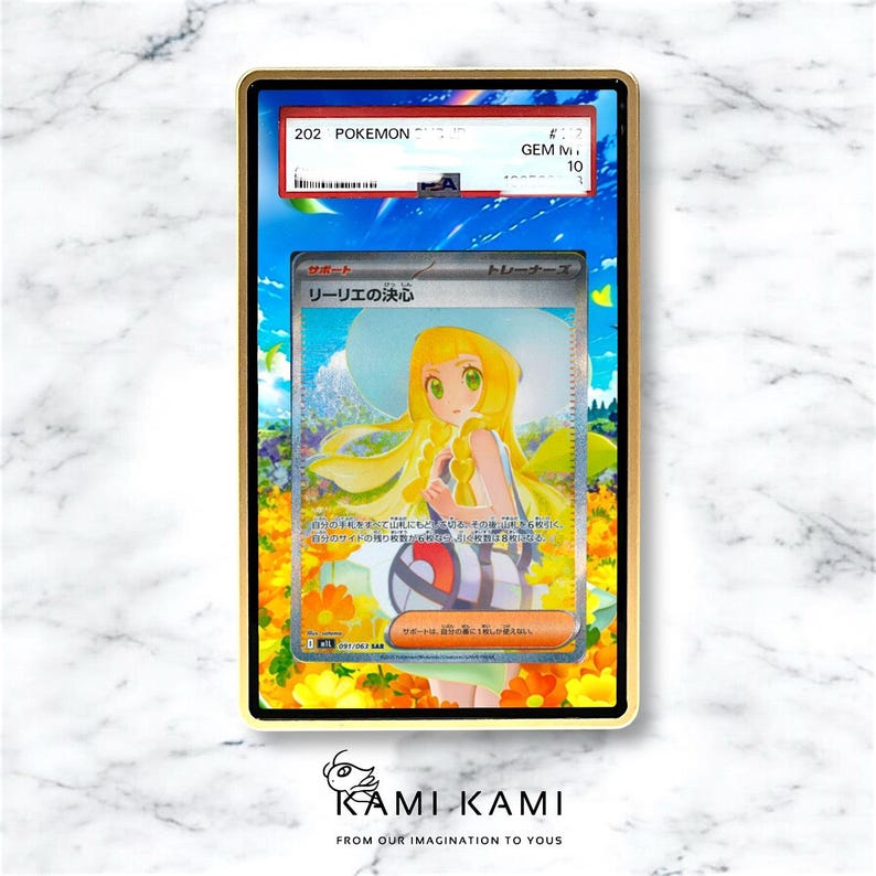 以下が含まれることがあります： 金色のフレームに収められた、評価済みのポケモンカード。カードには、黄色と白を基調としたキャラクターイラストが描かれています。上部のテキストは、カード番号と評価スコア10を示しています。