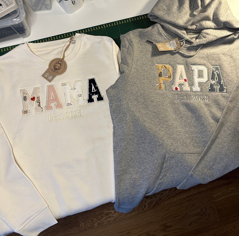 MAMA/PAPA Keepsake-Pullover bestickt mit Babykleidung, personalisierbar, Andenken, Geschenk, Applikation, nachhaltig, ökologisch Bild 6