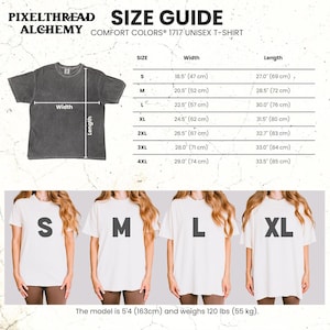 K&ouml;nnte beinhalten: Eine Gr&ouml;&szlig;entabelle f&uuml;r das Unisex-T-Shirt Comfort Colors 1717 von Pixelthread Alchemy. Sie enth&auml;lt eine Tabelle mit Breiten und L&auml;ngen in cm f&uuml;r die Gr&ouml;&szlig;en S bis 4XL sowie vier Bilder eines Modells in den Gr&ouml;&szlig;en S, M, L und XL.
