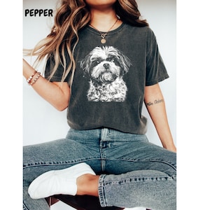 Raffinata maglietta Shih Tzu Silhouette Comfort Colors, camicia Shih Tzu, maglietta Shih Tzu, regalo per il proprietario Shih Tzu, amante dei cani camicia Shih Tzu, cane