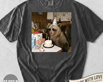 Grappig verjaardagsshirt met beer, retro dierenfeestshirt, cadeau voor berenliefhebbers, schattige kleding voor dierenliefhebbers, cadeau met wilde dieren