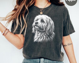 Camiseta con silueta de perro maltés en colores cómodos, camiseta de perro maltés, regalo para dueño de perro maltés, camiseta para amantes de los perros malteses.