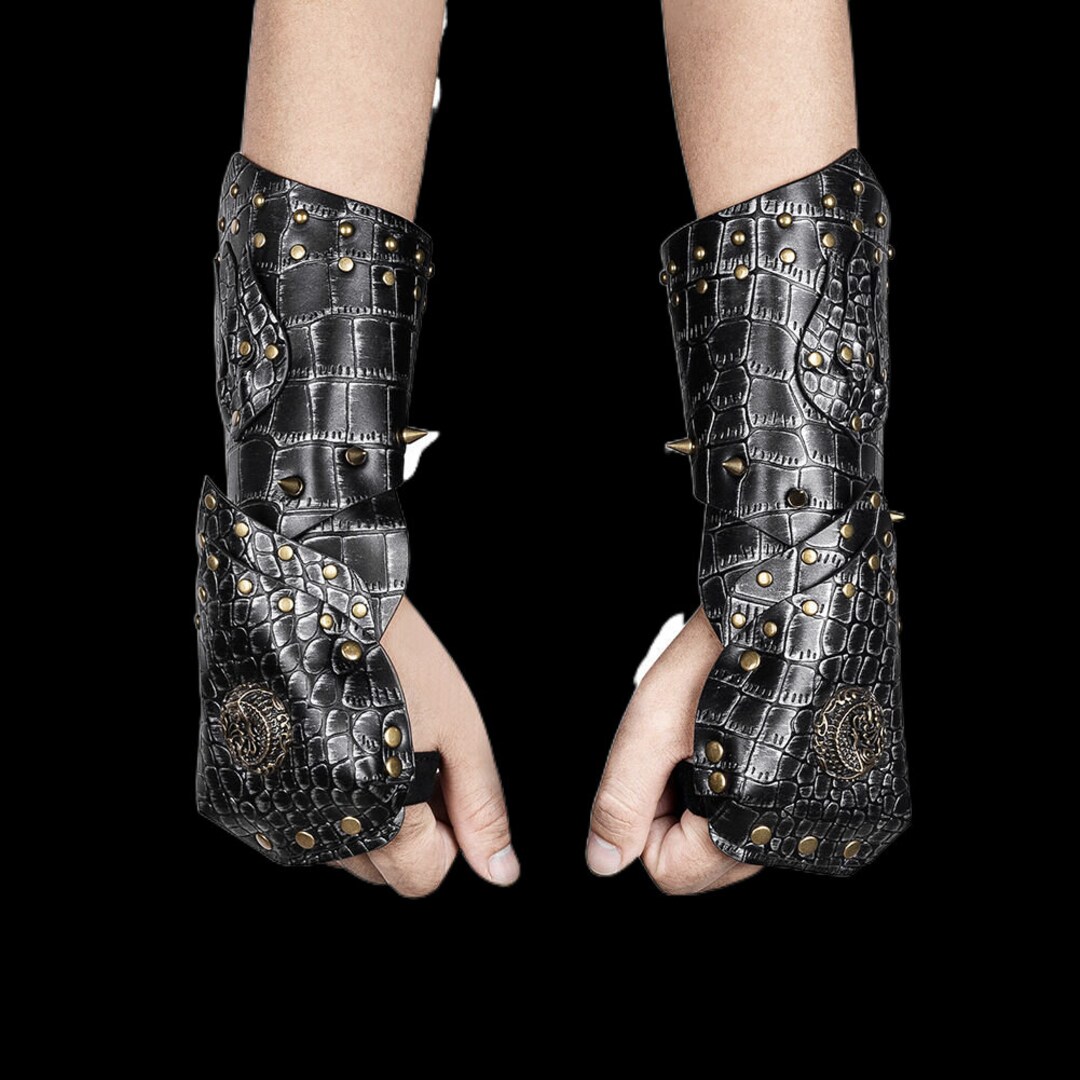 Black Leather Martial Arts Forearm Guards Gauntlet Arm Armor With Metal