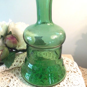 Vintage GREEN GLASS DECANTER Barware/Liquor Storage 8 3/4” Tall