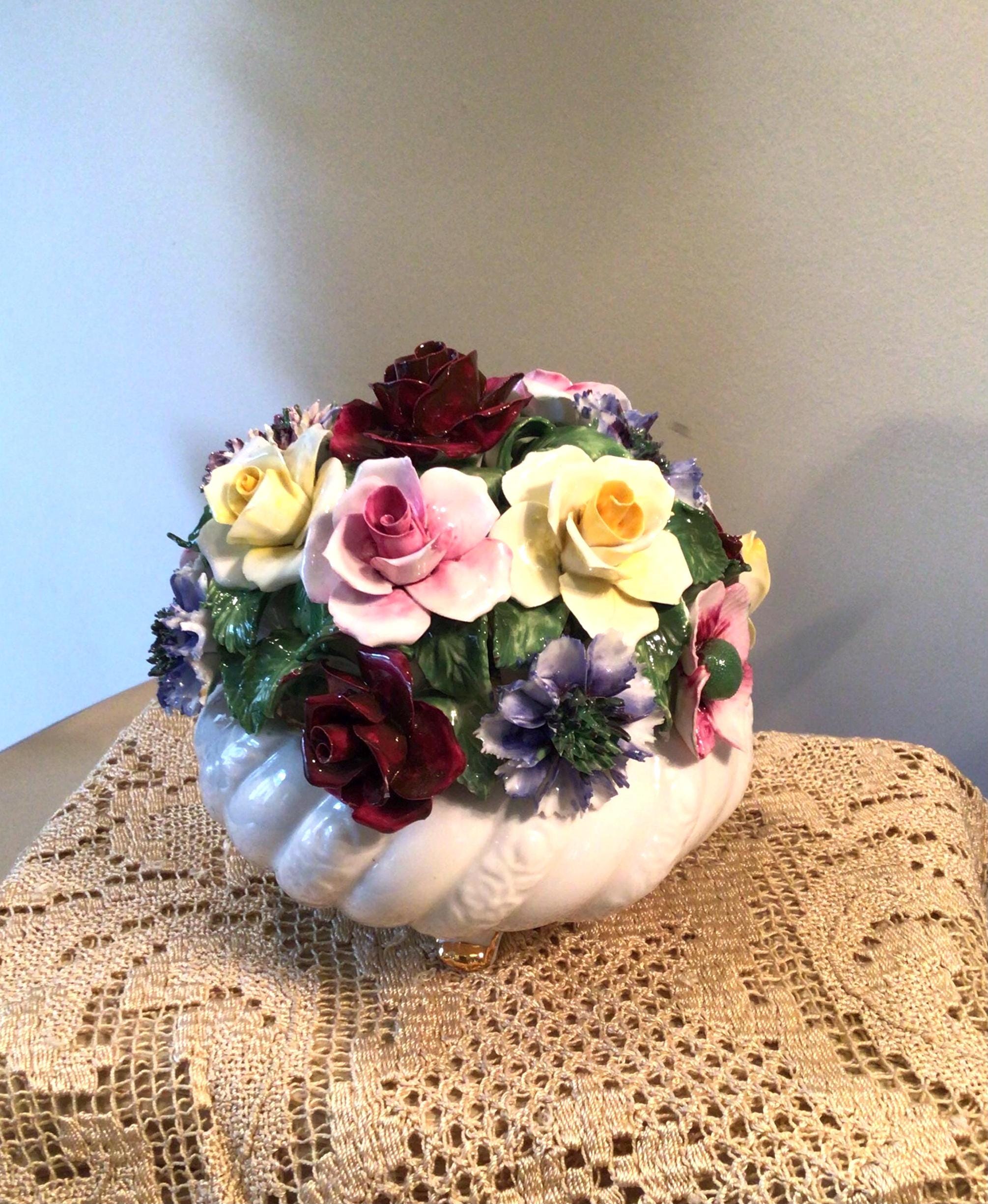 ボーンチャイナ　花　置物　5点 ボーンチャイナ 花 置物 5点