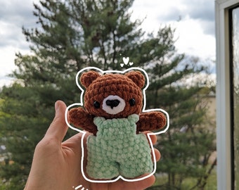 Kleiner Bär im Overall | small bear in overalls | Amigurumi - gehäkelt/crocheted