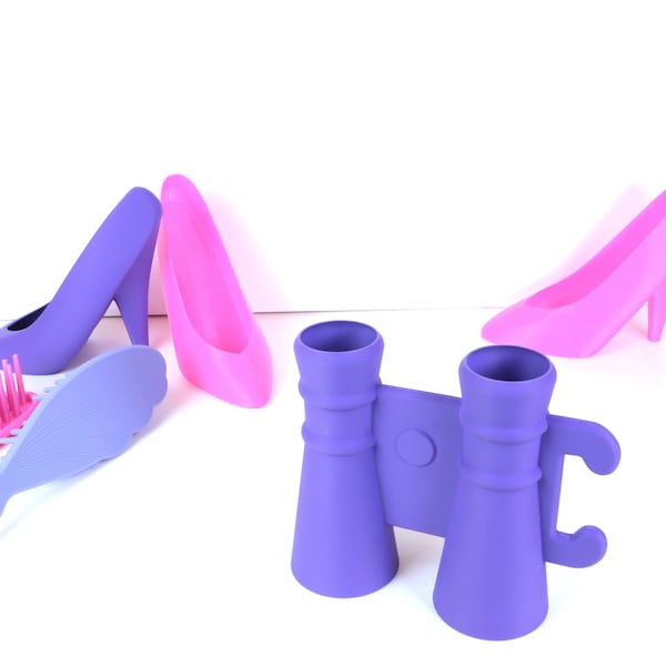 Binoculars, life-sized doll accessory