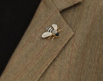 スワロフスキークリスタルビーブローチセット：ヴィンテージスタイルの