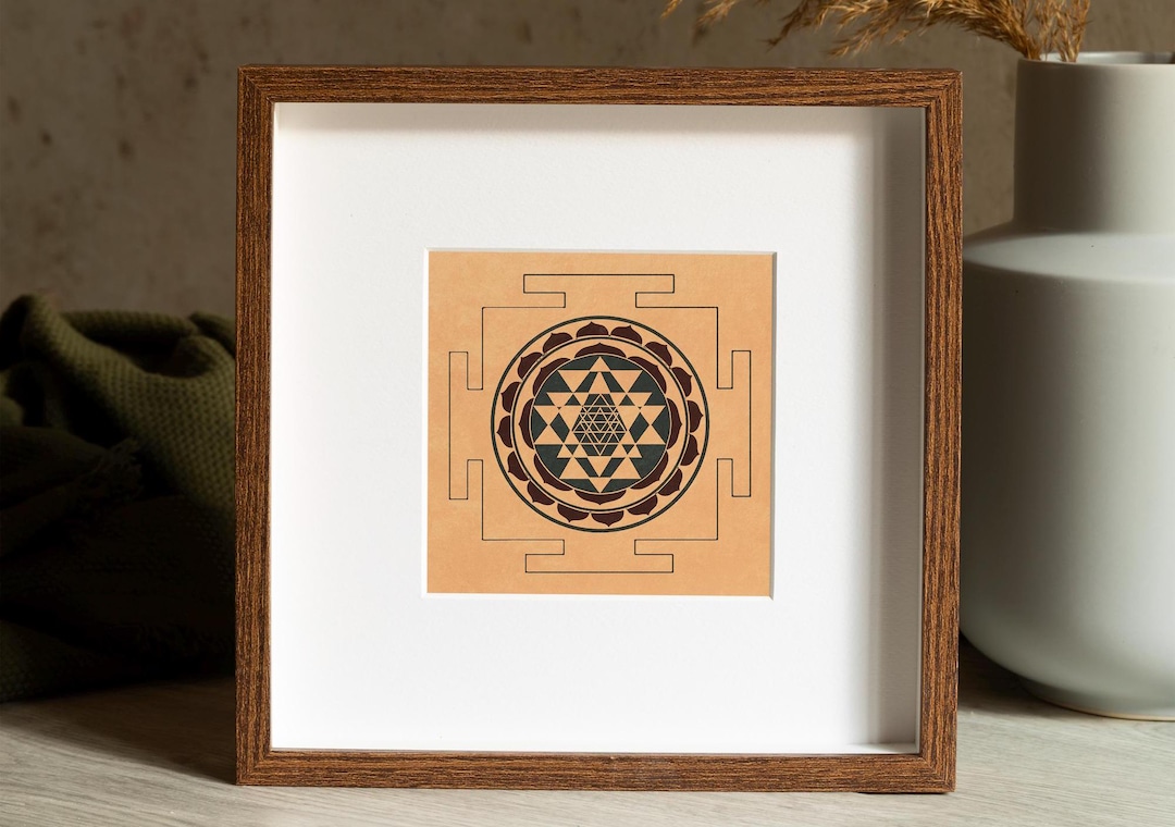 Sri Yantra Artwork Illustration, Sacred Geometry Printable Wall Art, Meditation Yantra Wall ...
