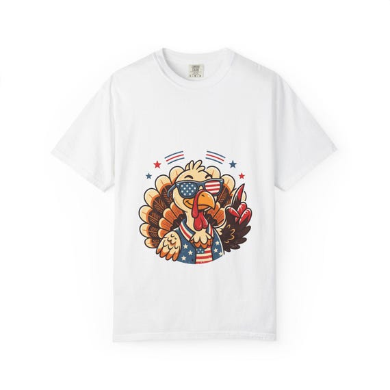 Patriotic Turkey Illustration T-Shirt | American Flag Thanksgiving Tee