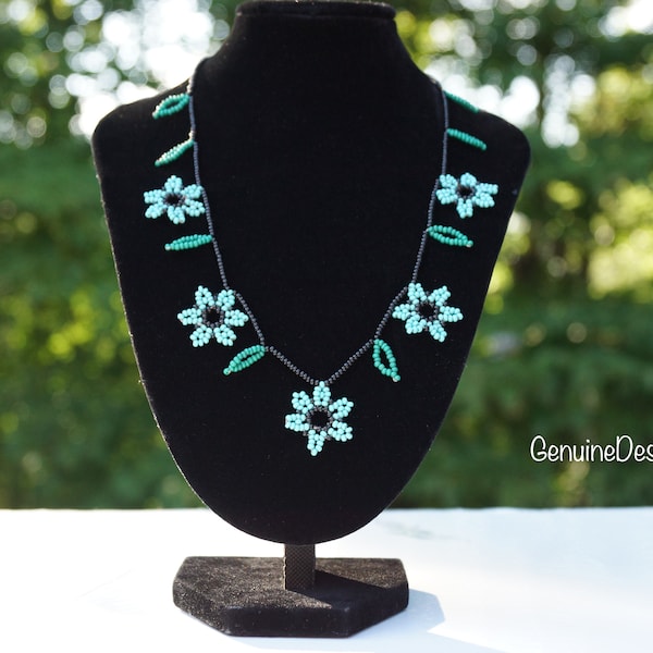 Beautiful Flower Necklace | Handmade Beaded Necklace | Mexican Jewelry | Boho Necklace | Gifts for Her | Huichol Necklace.