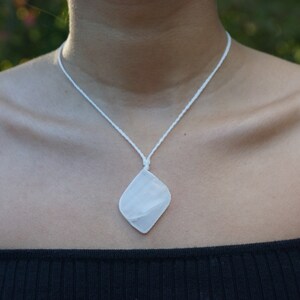 White Agate Necklace | Minimalist Jewelry | Agate Gemstone | Agate Pendant | Crystal Necklace | Minimalist Necklace | Natural Gemstone.