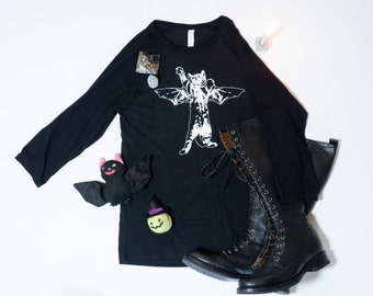 Bat Winged Kitten Tee: Spooky Tabby Cat Baseball Tee