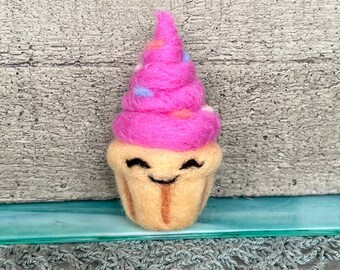 Felted Cupcake Miniature