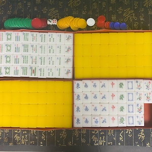 W638 Vintage Yellow Mahjong/ yellow white Mahjong/ Mahjong game/North American Version Mahjong/ 142 tiles Mahjong game
