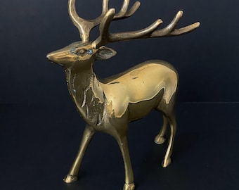 W0643 Vintage Solid Brass Deer Figurine/Home Décor Animal Figurine/Mid-Century Brass Deer / Made in Korean
