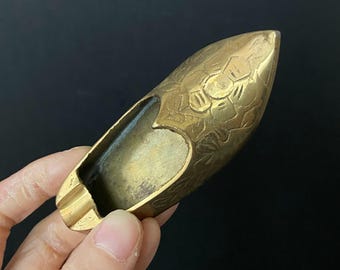 真鍮の靴の灰皿 真鍮のスリッパ トルコのスリッパ アラジンの靴の