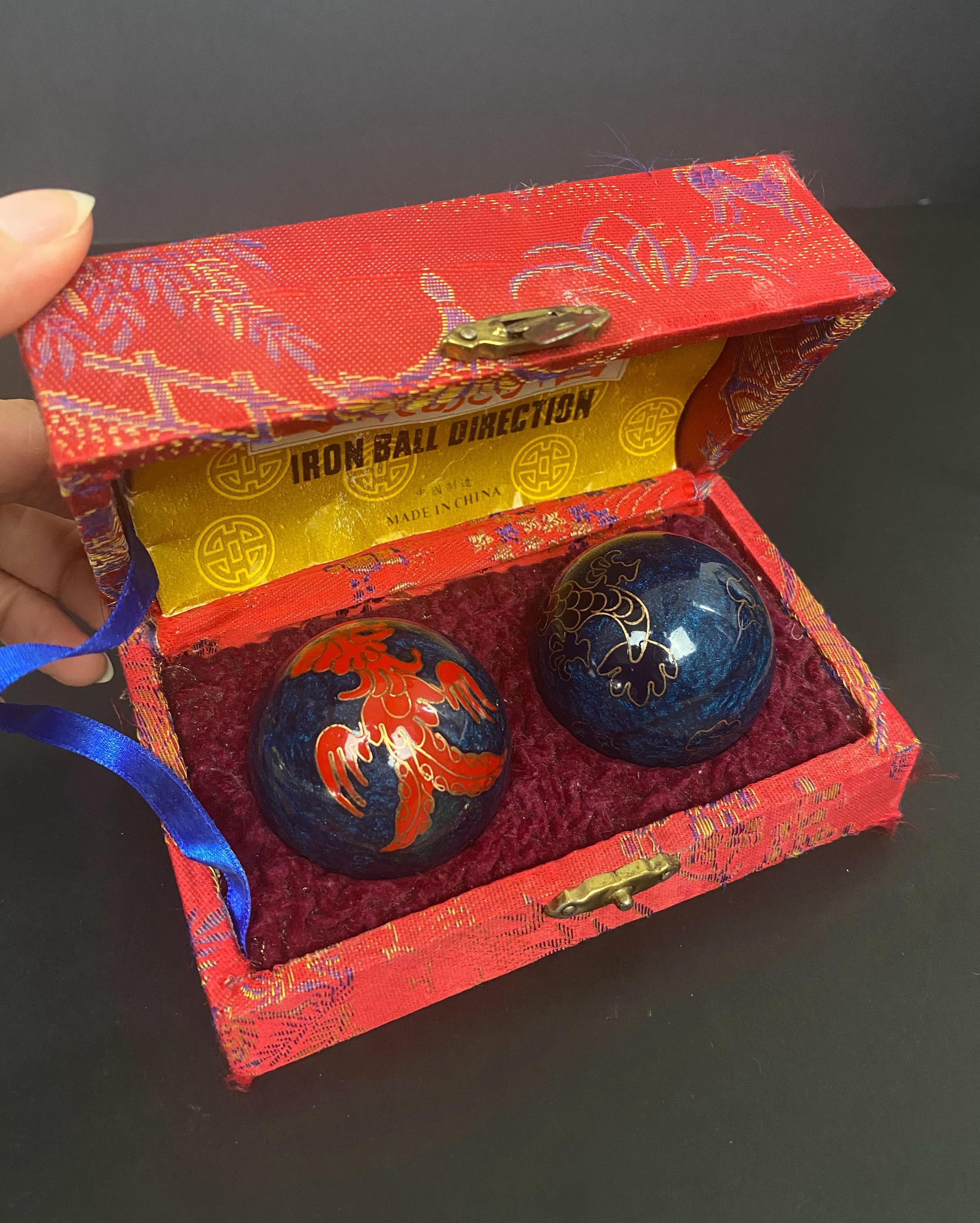 W0363 Vintage Chinese Baoding Iron Balls / Dragon Phoenix