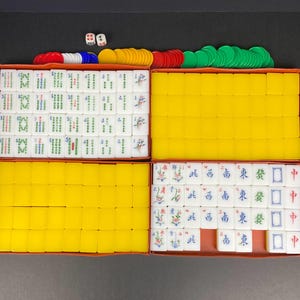 W638 Vintage Yellow Mahjong/ yellow white Mahjong/ Mahjong game/North American Version Mahjong/ 142 tiles Mahjong game