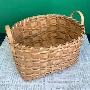 W1322 Antique Native American Handwoven Wicker Basket | Rustic Woven Storage Basket | Basket | Wicker Basket with Handles