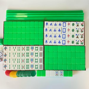 W0165 Vintage Apple Green Mahjong Set / Medium Large Mahjong / Full Game / 144 Tiles + 4 Blanks + 4 Wild Tiles (148 Tiles Total)