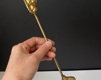 W0918 Vintage Solid Brass Candle Extinguisher / Lion Head Candle Snuffer / Brass Candle Accessory / Collectible Home Décor