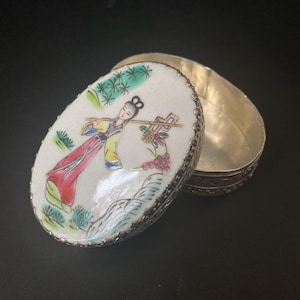W0595 Vintage Asian hand-Painted Porcelain-Metal Trinket Box with Mirror /Trinket Box /Home Décor Jewelry Box